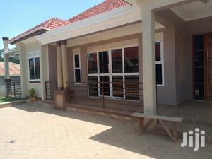 Kira House in Organized Tarmacked Neighborhood for Sell