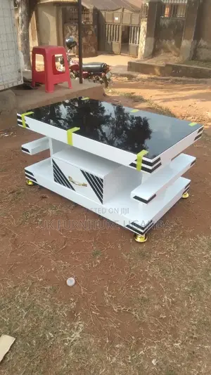 Center Table/Center Table/Table Available