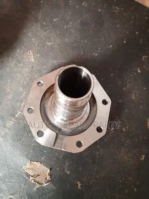 Photo - Hub Spindle for Landcruiser Baroon