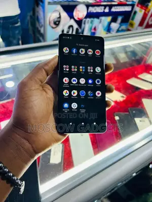 Sharp Aquos sense5G 64 GB Gold