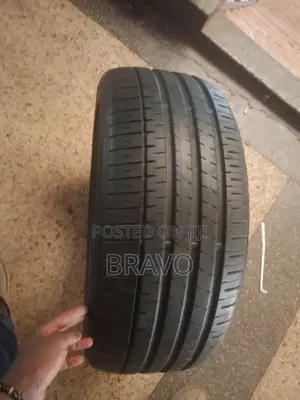 225/40r18 Falken Tyres Good Condition