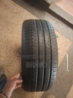 225/40r18 Falken Tyres Good Condition