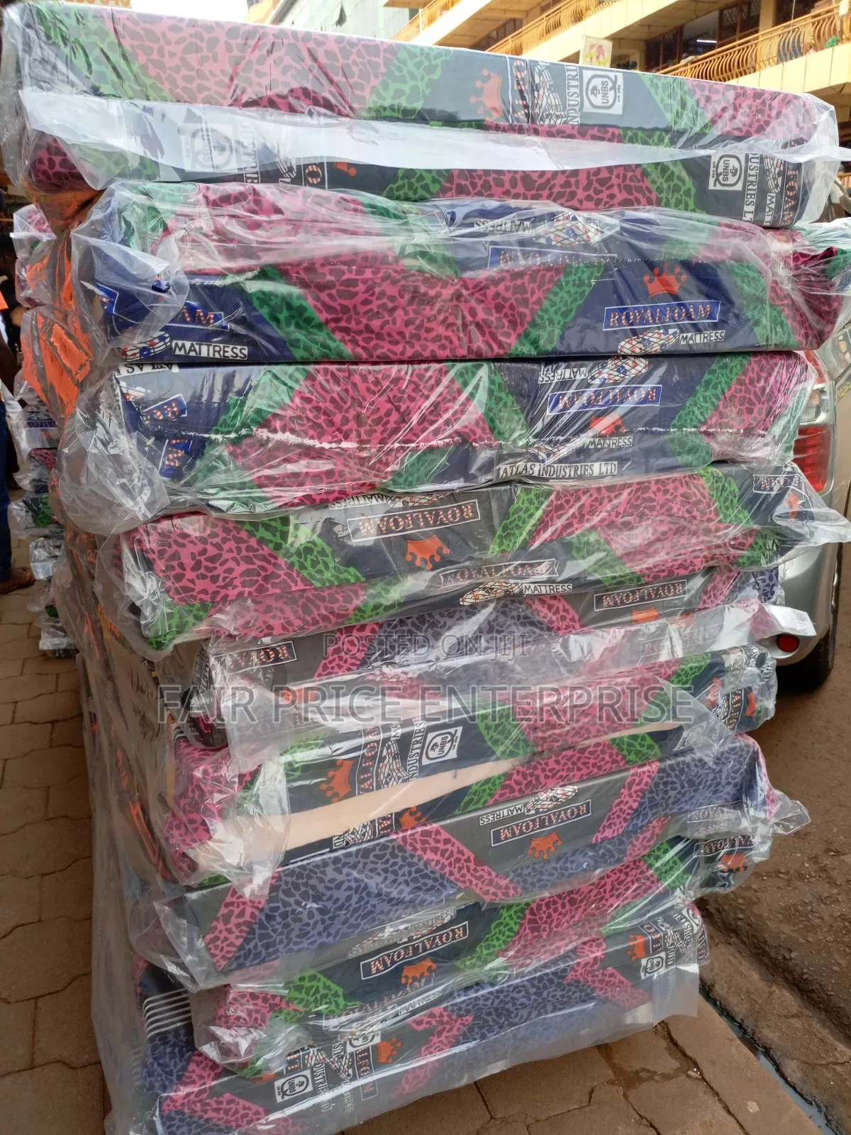 Mattresses Royalfoam High Quality 3x6x4 Inche Open Cover