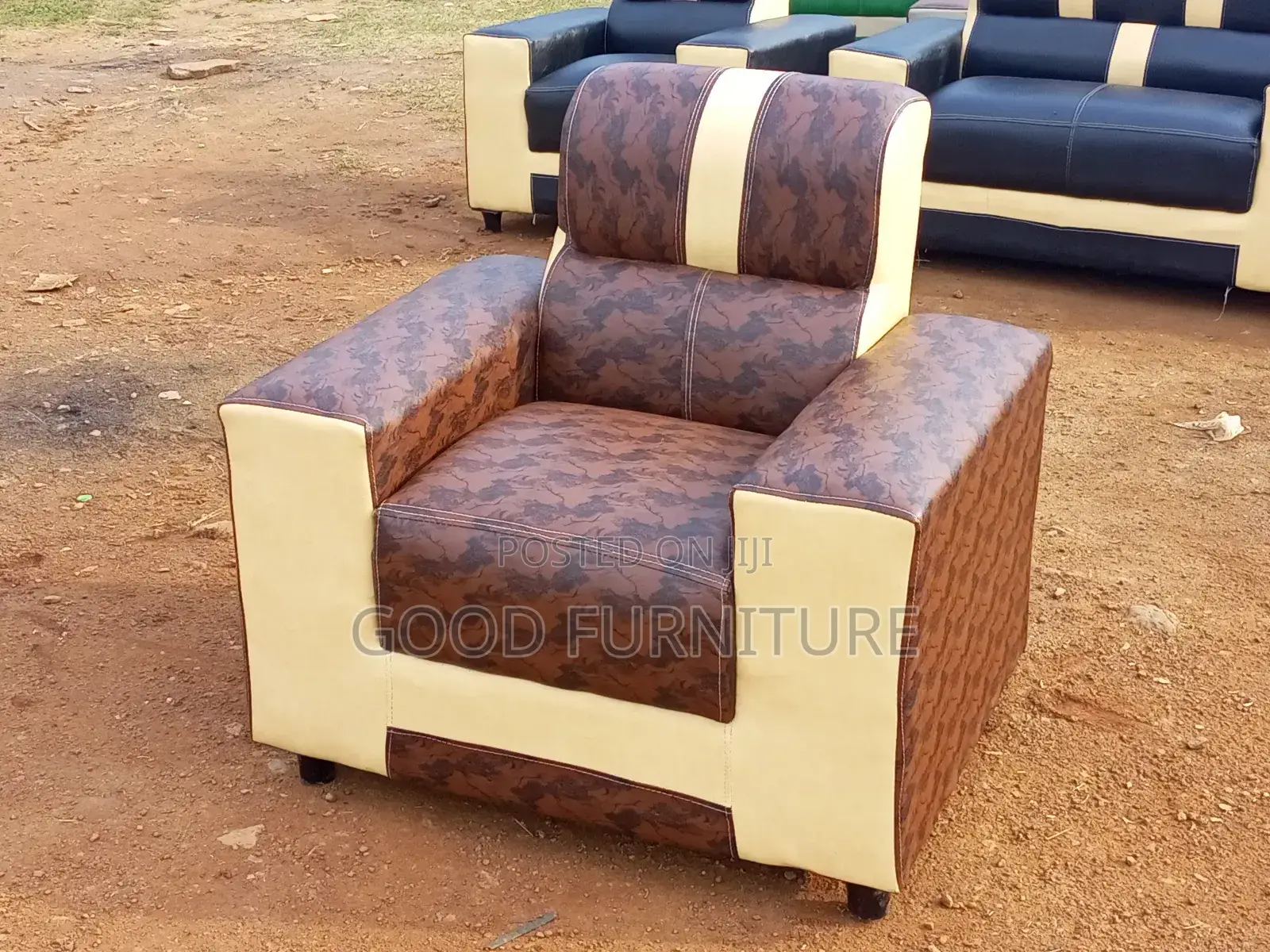 Magnificent Single Seater Sofa