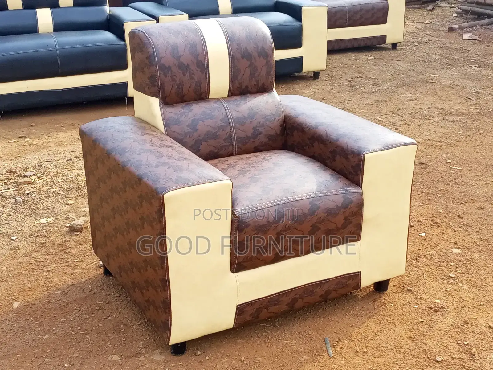 Magnificent Single Seater Sofa