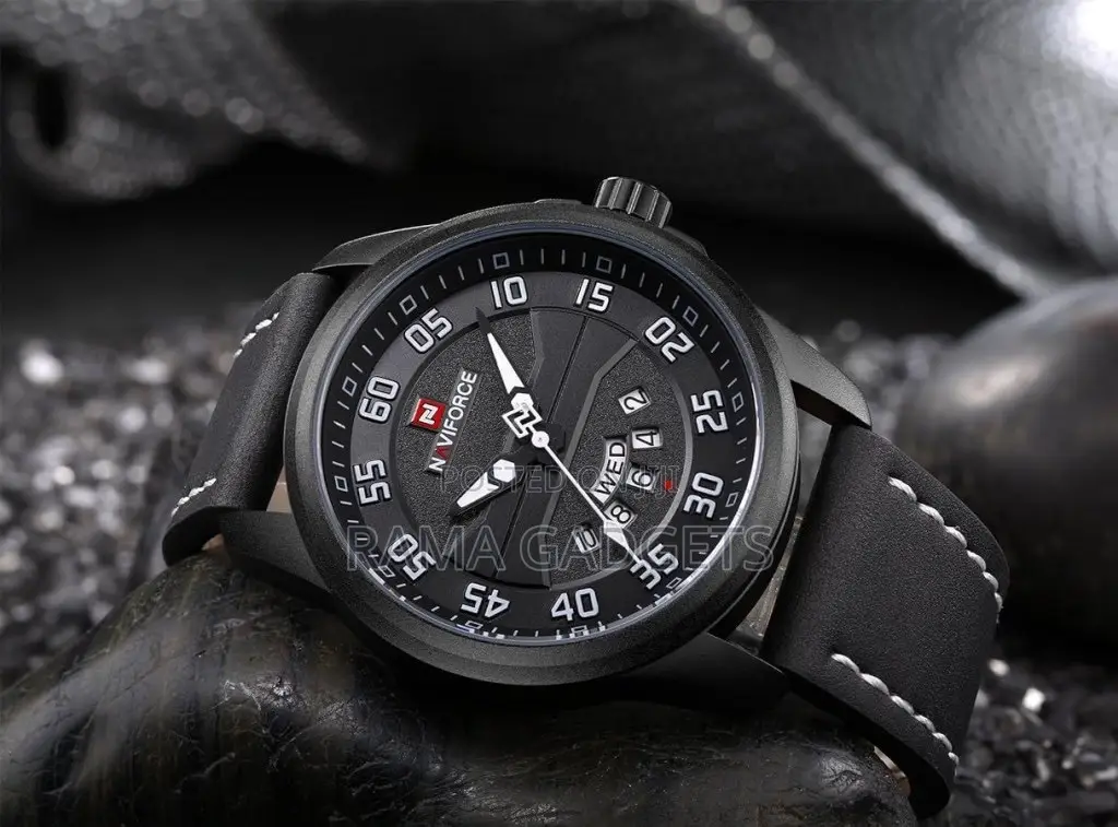 NAVIFORCE Men’S Gentle Watch