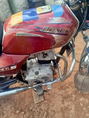 Bajaj Boxer 2023 Red