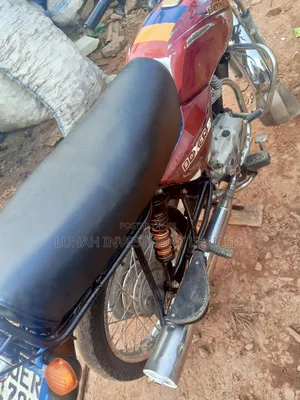 Bajaj Boxer 2023 Red