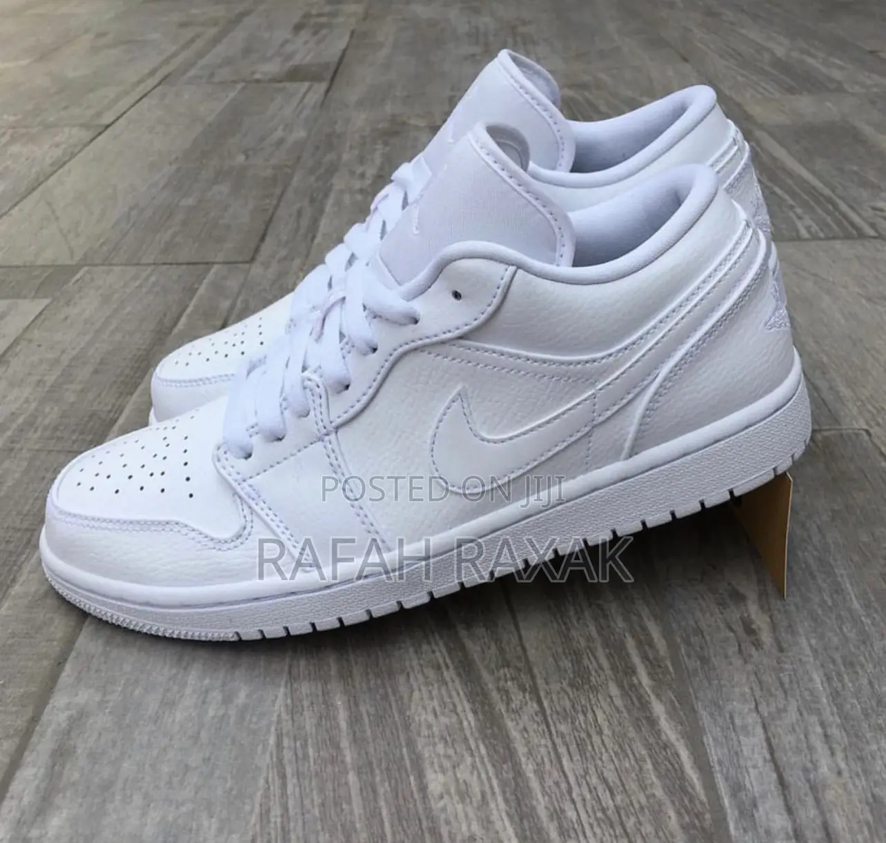 Original Triple White Nike Air Jordan 1 Low Sneakers