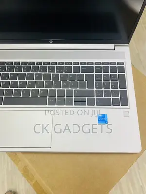 New Laptop HP Pavilion 13 16GB Intel Core I5 SSD 512GB