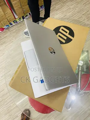 New Laptop HP Pavilion 13 16GB Intel Core I5 SSD 512GB