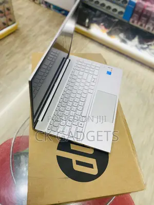 New Laptop HP ProBook 655 16GB Intel Core i5 SSD 1T