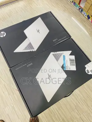 New Laptop HP Envy X360 16GB Intel Core I7 SSD 512GB