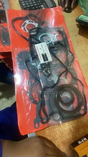Photo - Gaskets, Top Cover Seals, Piece Bearings