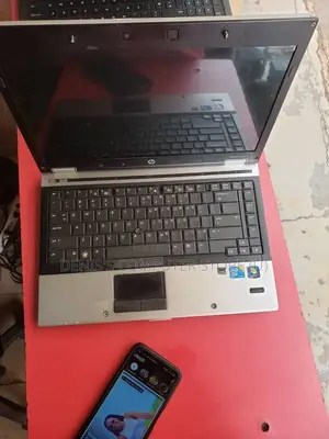 Laptop HP Compaq 8440p 4GB Intel Core I5 HDD 500GB