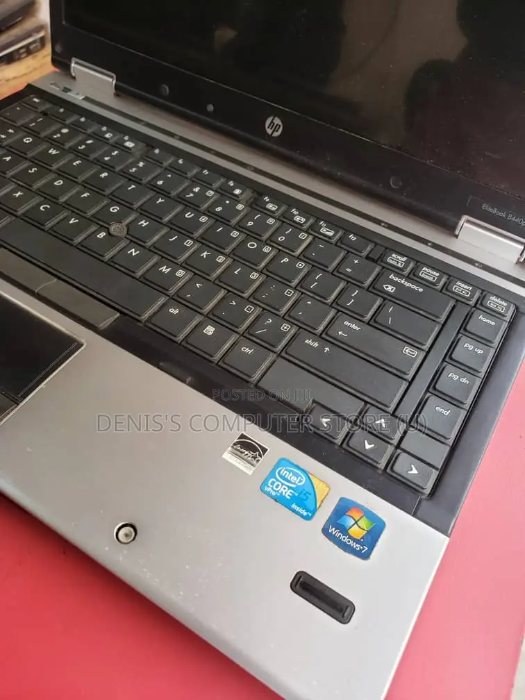 Laptop HP Compaq 8440p 4GB Intel Core I5 HDD 500GB
