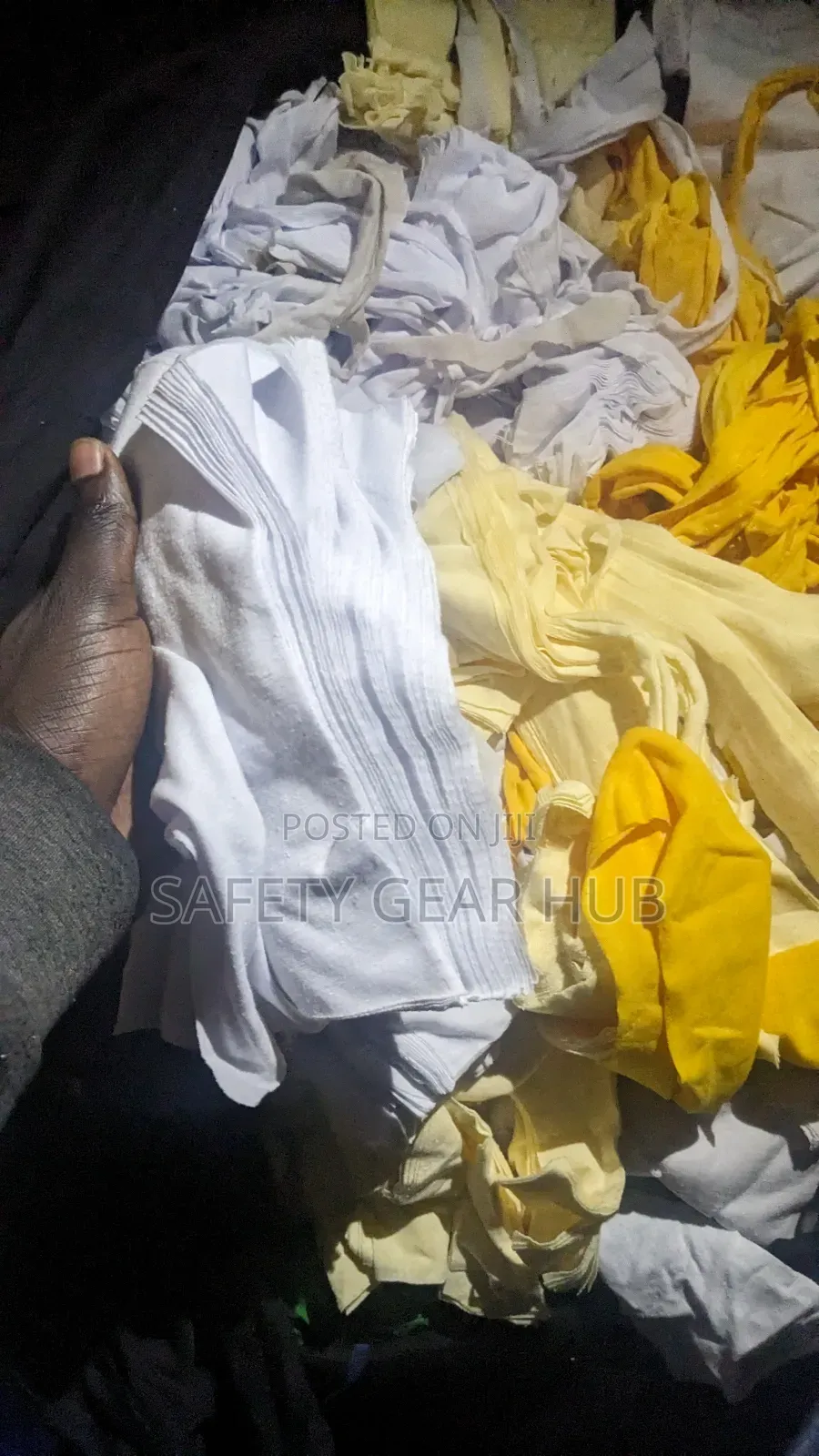 Cotton Cloth Waste For Cleaning Machines (Sold In Kg)