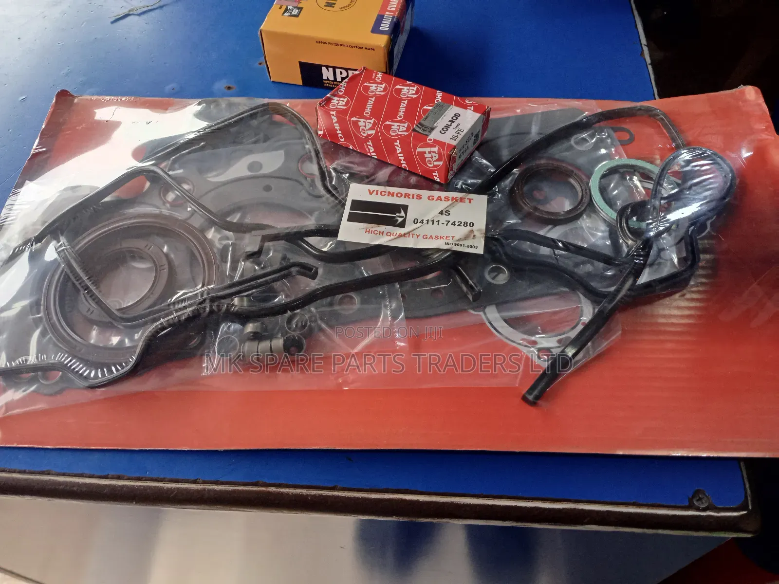 Gaskets, Engine Top Cover Seals and Oil Seals