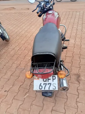 Bajaj Boxer 100 2023 Red