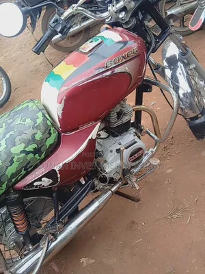 Bajaj Boxer 100 2024 Red