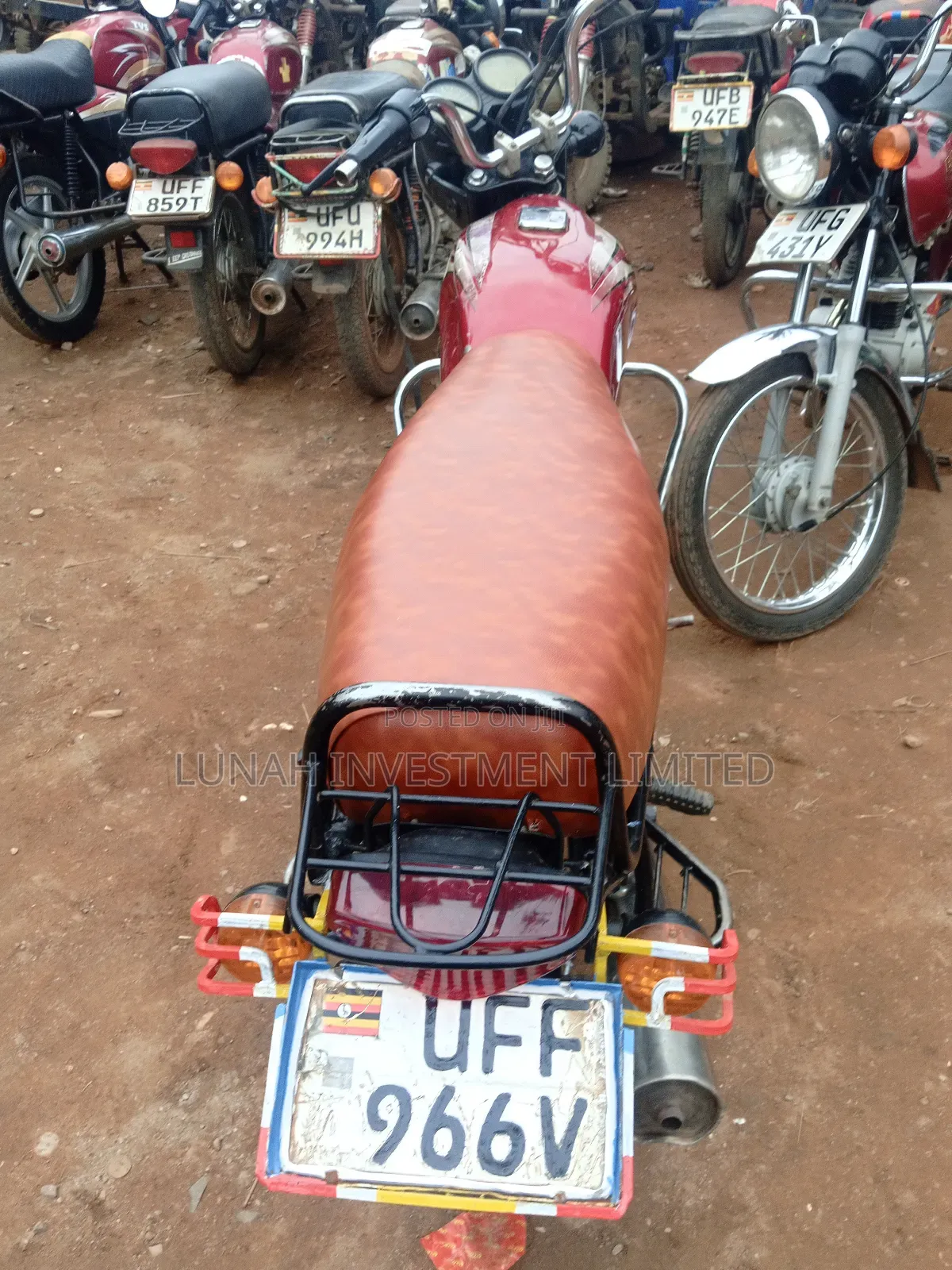 Bajaj Boxer 2023 Red