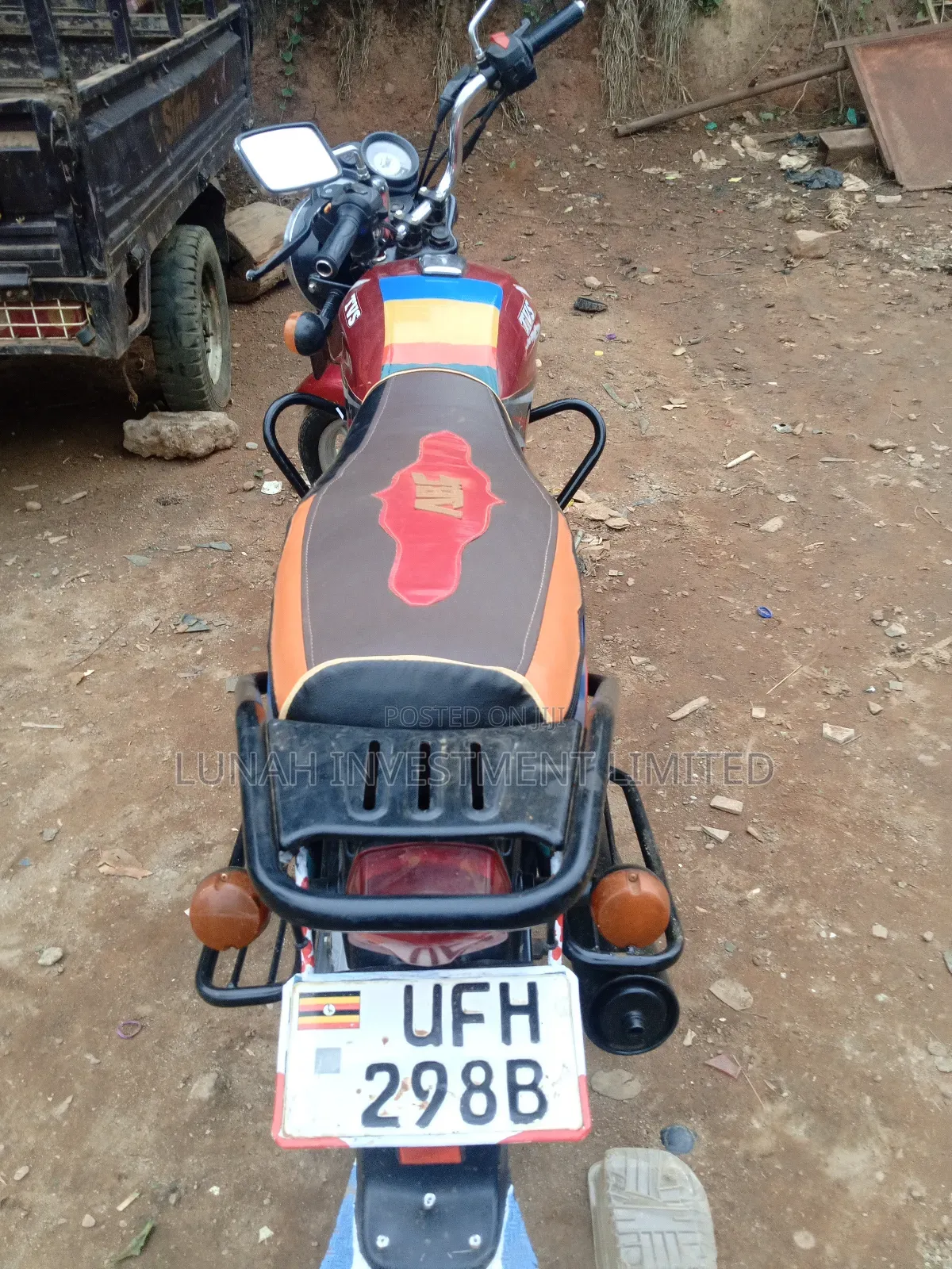 TVS HLX 125 2023 Red