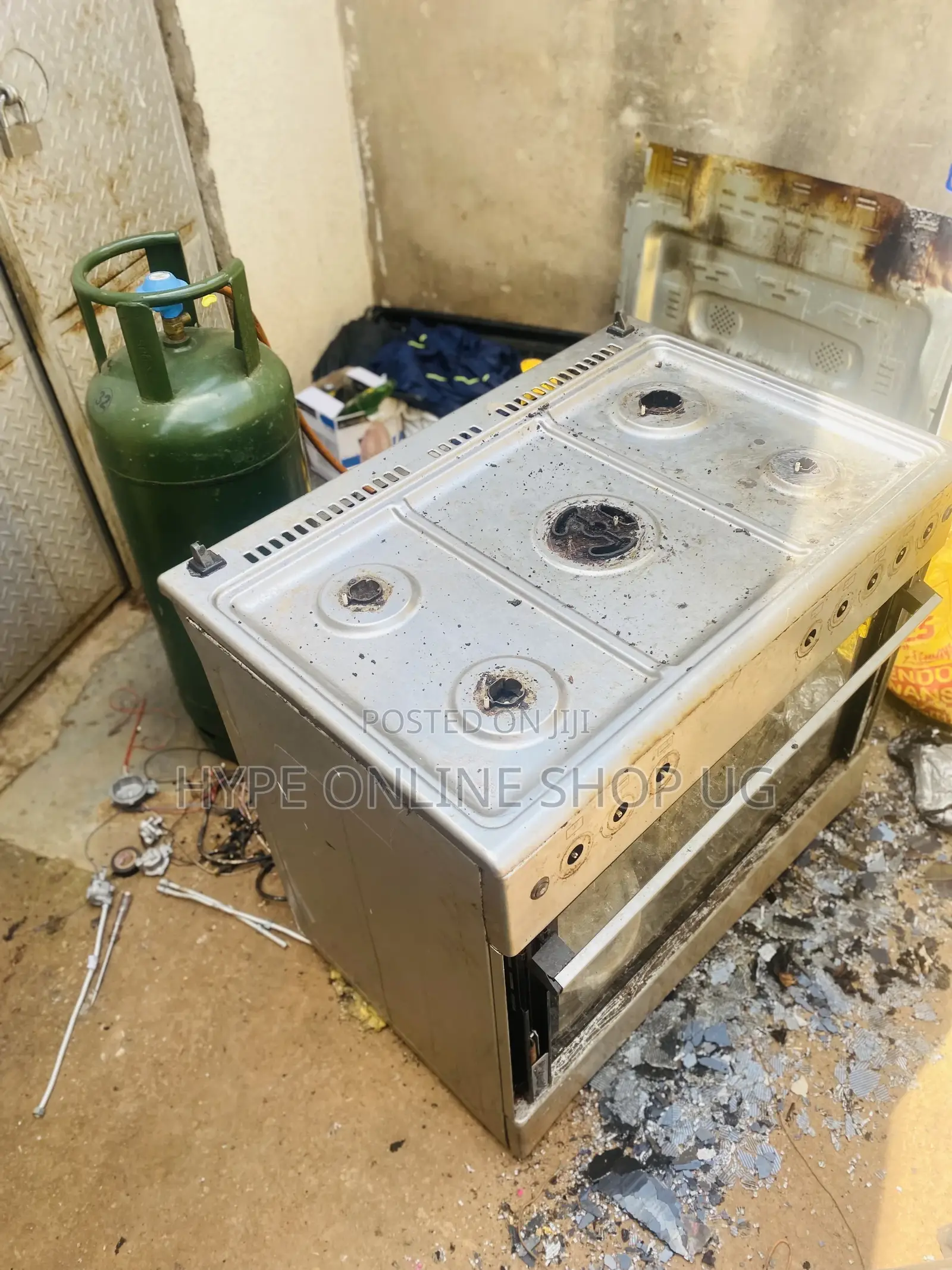 Commercial Cookers,Oven Repair Technicians
