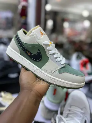 Air Jordan 1 Low Men's SE Craft Light Olive
