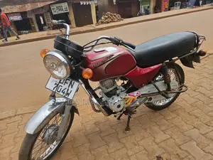 Bajaj Boxer 2023 Red