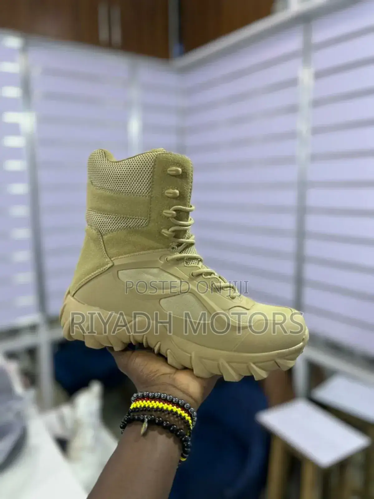 Janggle Boots