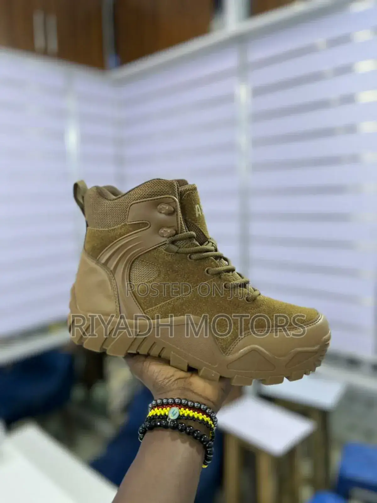Janggle Boots