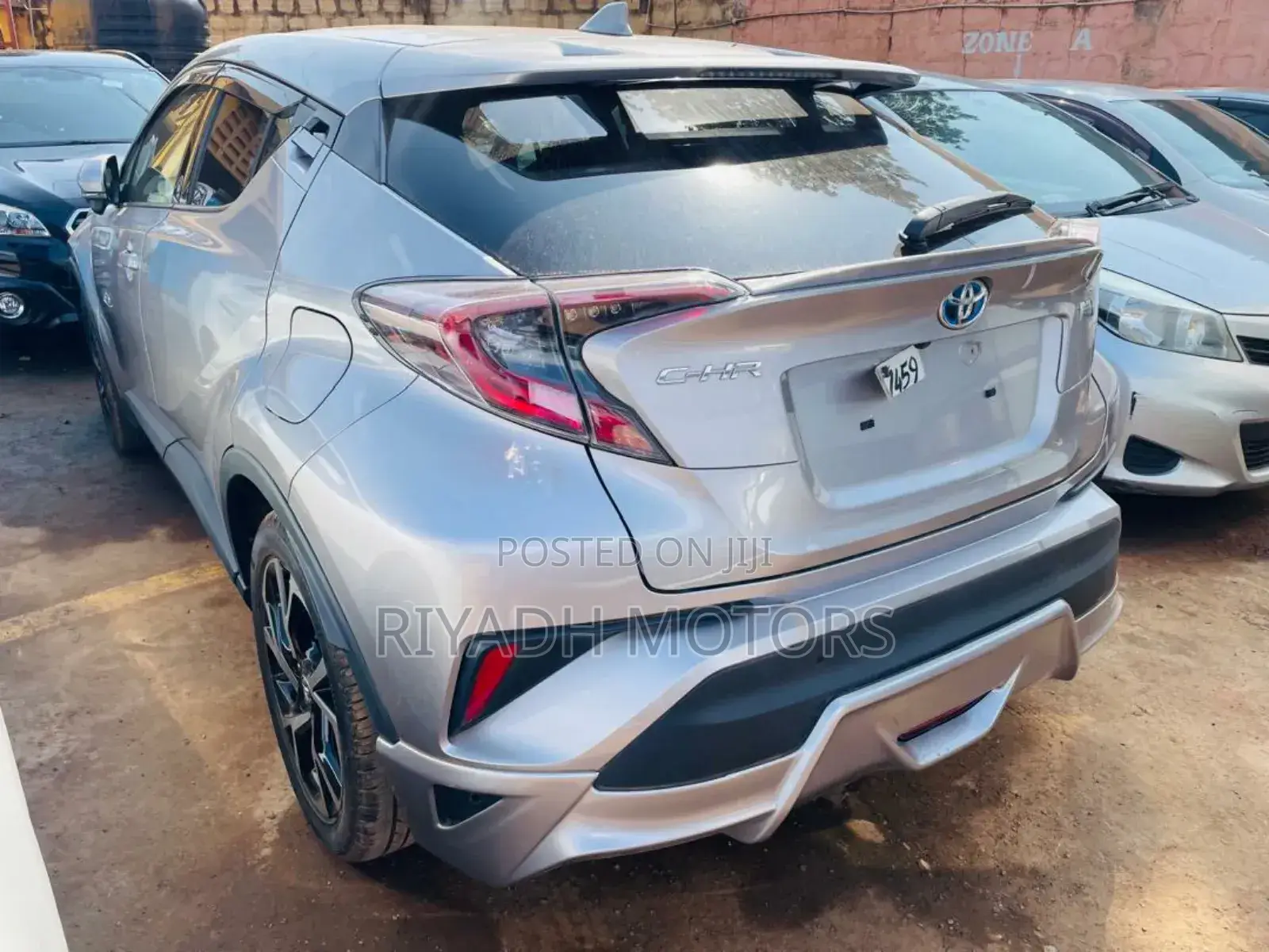Toyota C-HR 2018 Silver
