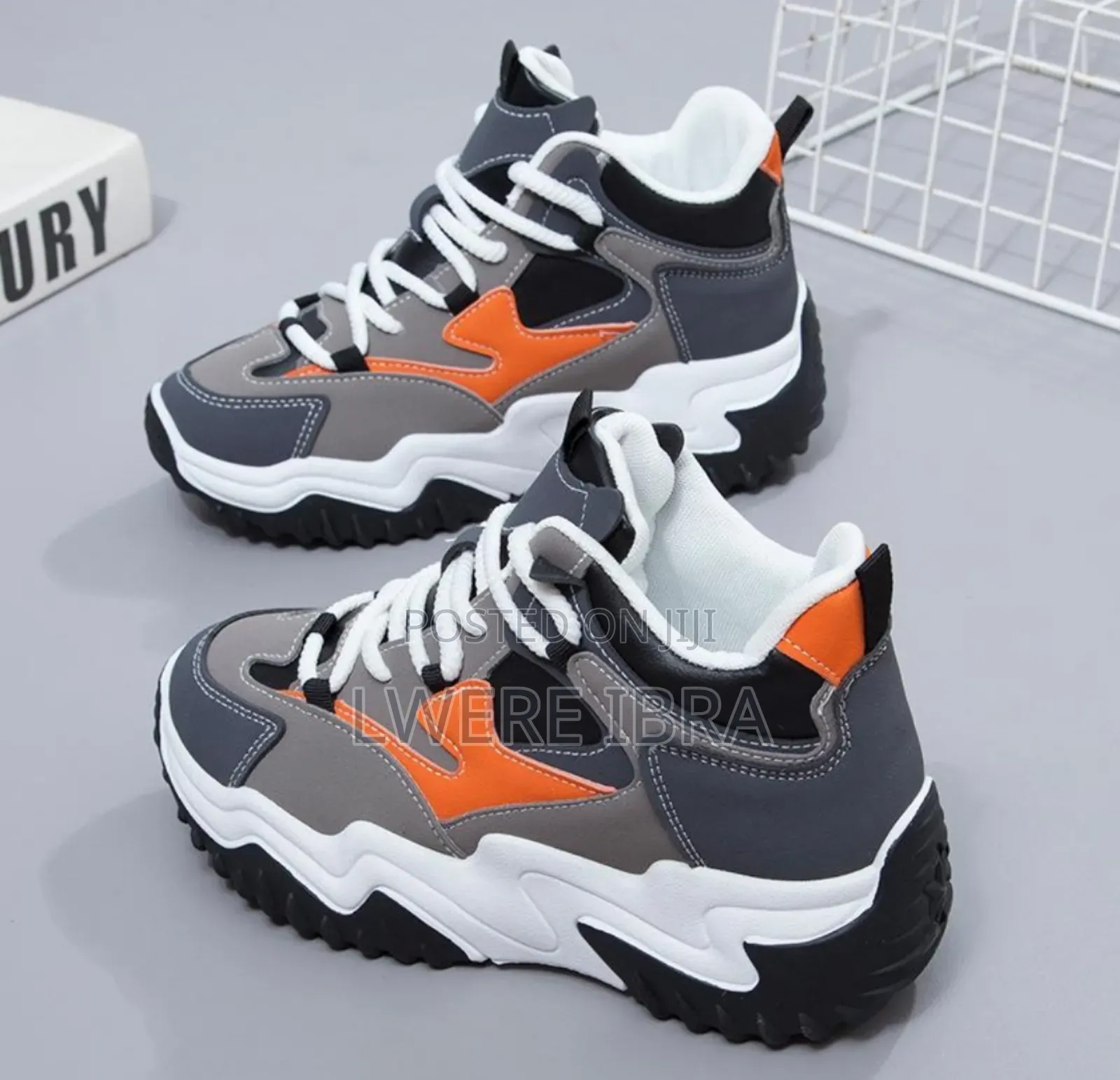 Classic Trending Sneakers