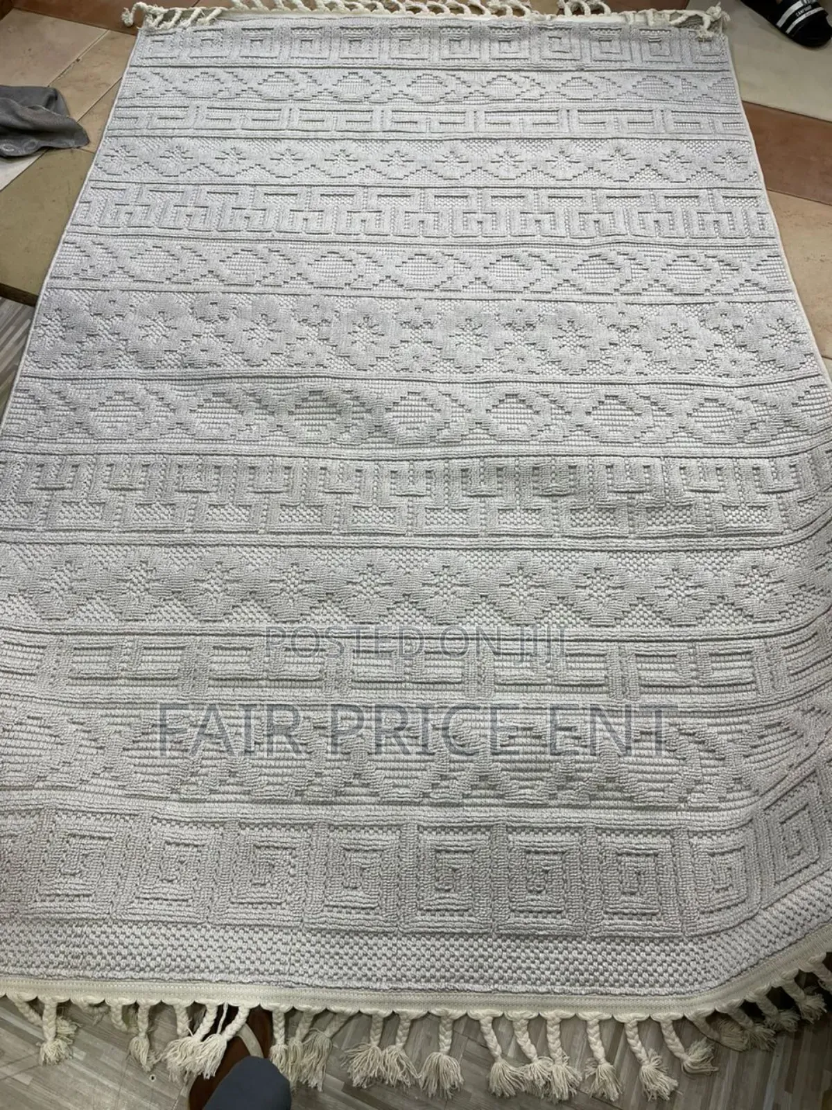Original Centre Carpet . 2x3metres.( Gray)