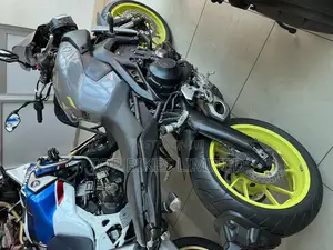 Yamaha 2019 Black