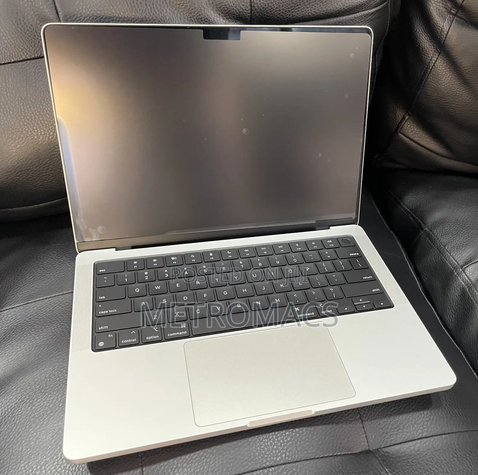 Laptop Apple MacBook Pro 2021 M1 16GB Apple M1 Pro SSD 1T