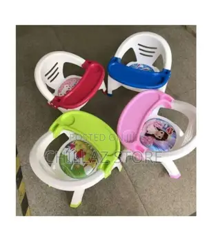 Photo - Baby Plastic Feeding Chair