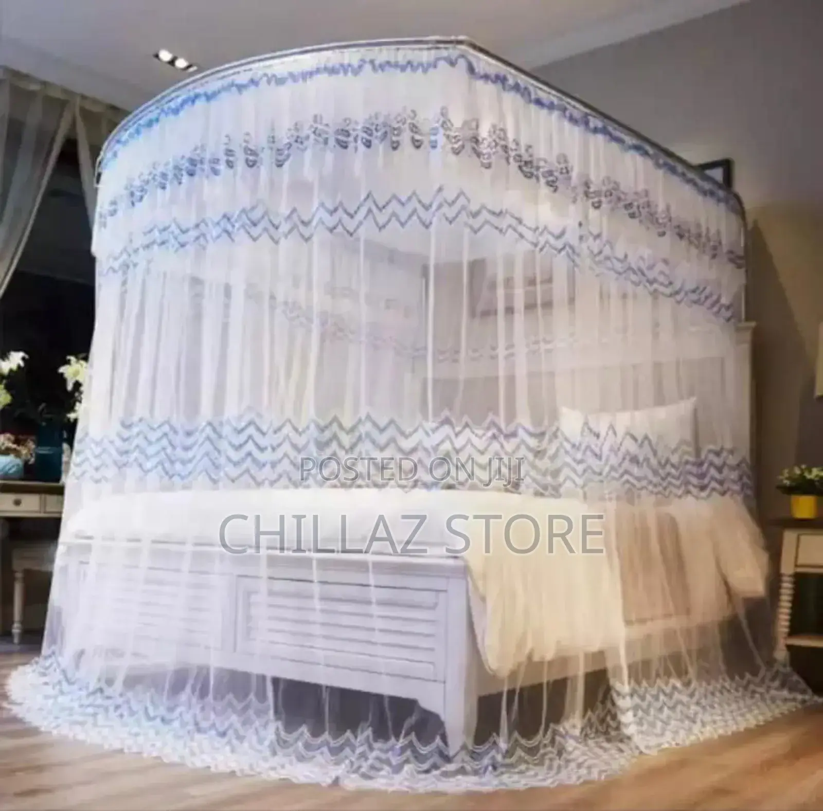 Adjustable Mosquito Net