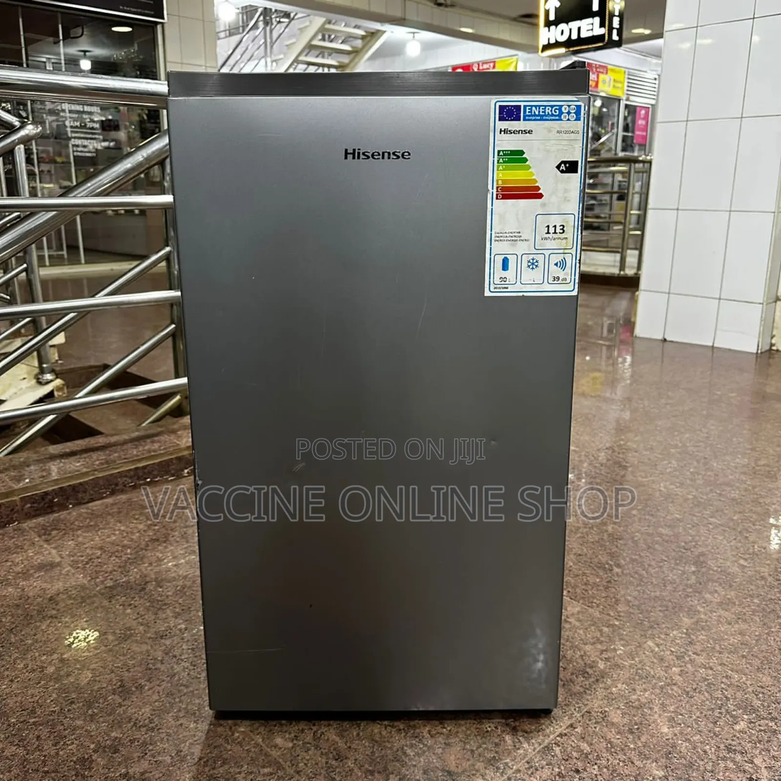 Hisense 120L Single Door Fridge/Hisense 120L Fridge (GSQR2)