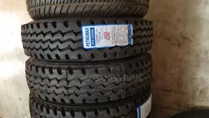 750r16 Petromax Highway