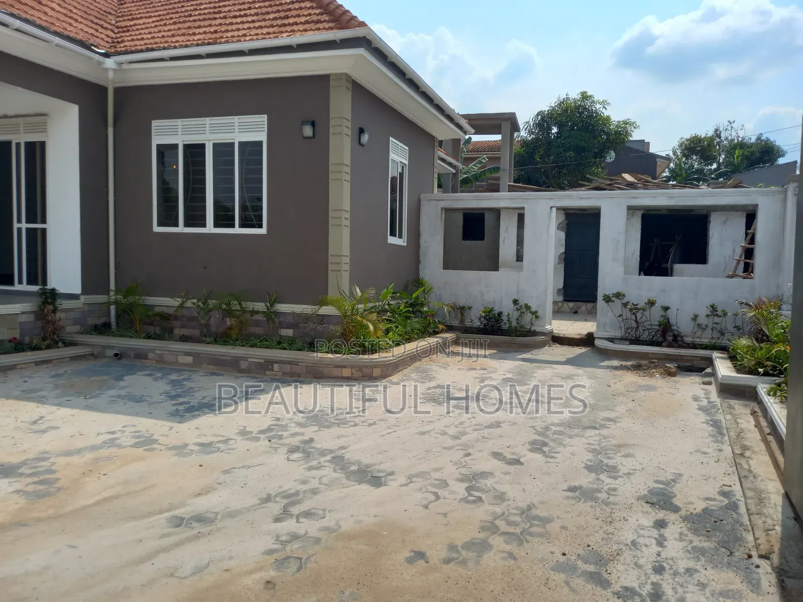 Furnished 4bdrm House in Kira, Central Division for sale