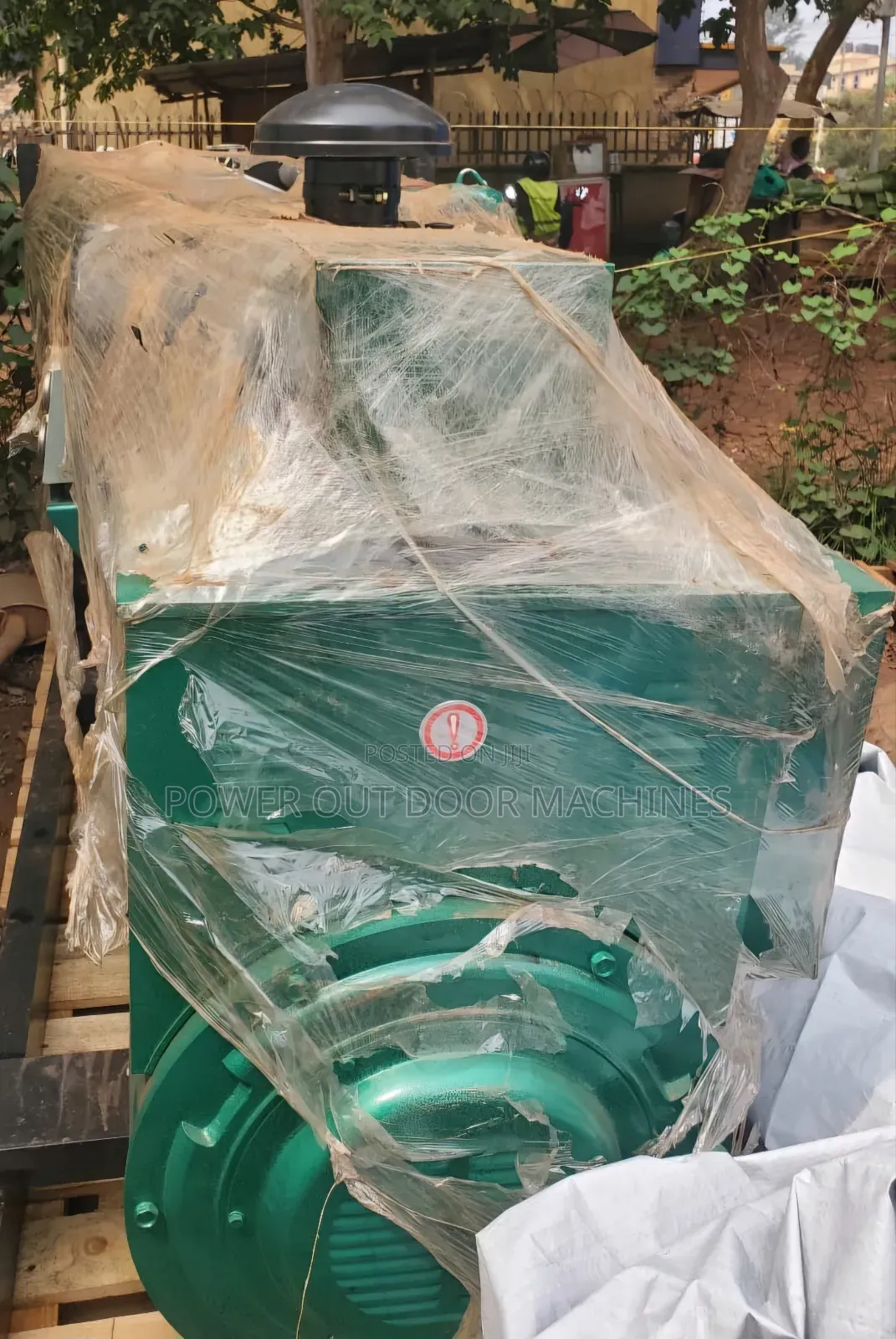200 Kva Cummins DIESEL Open Body Generator