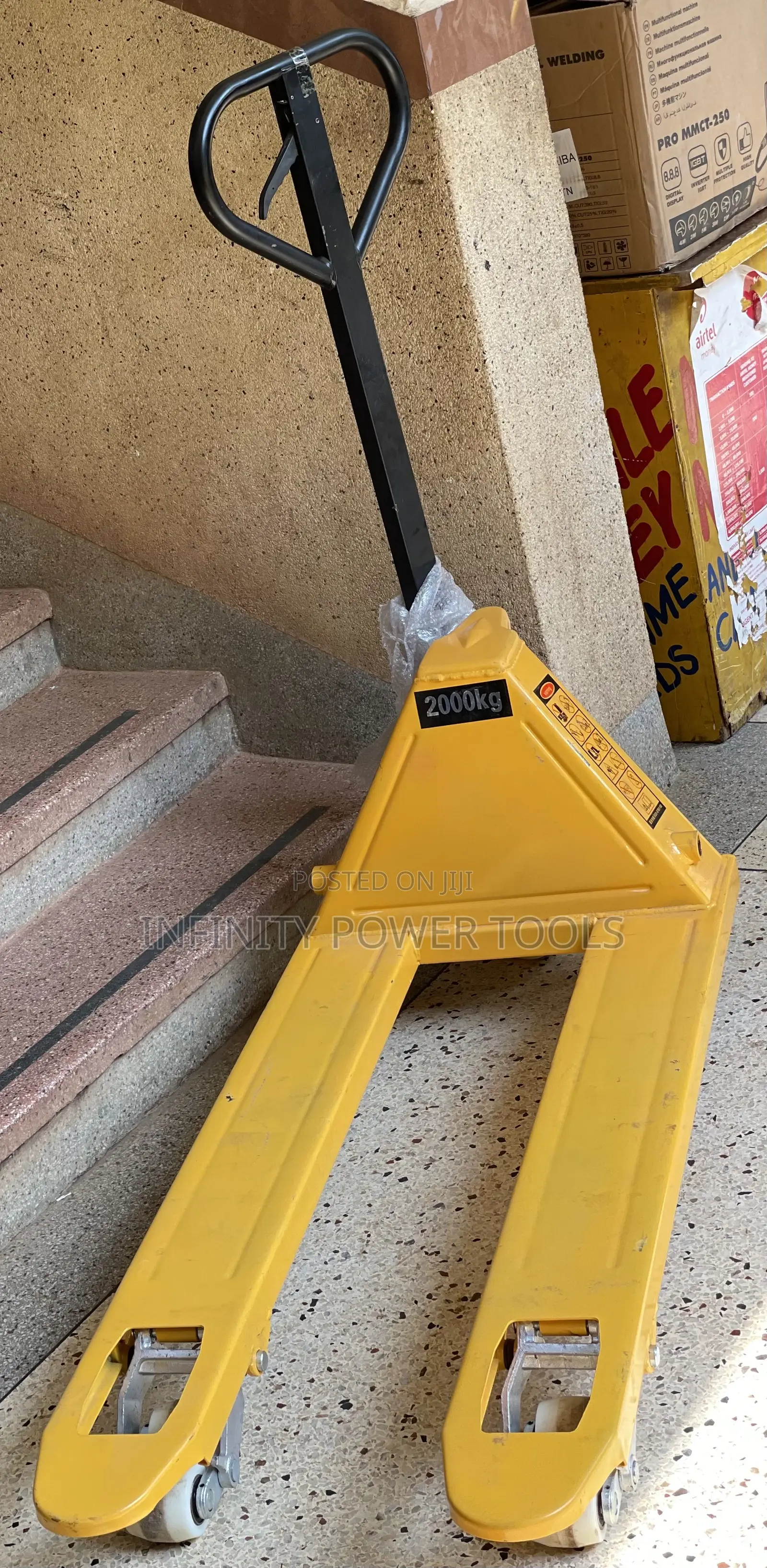 Pallet Truck 2000kgs