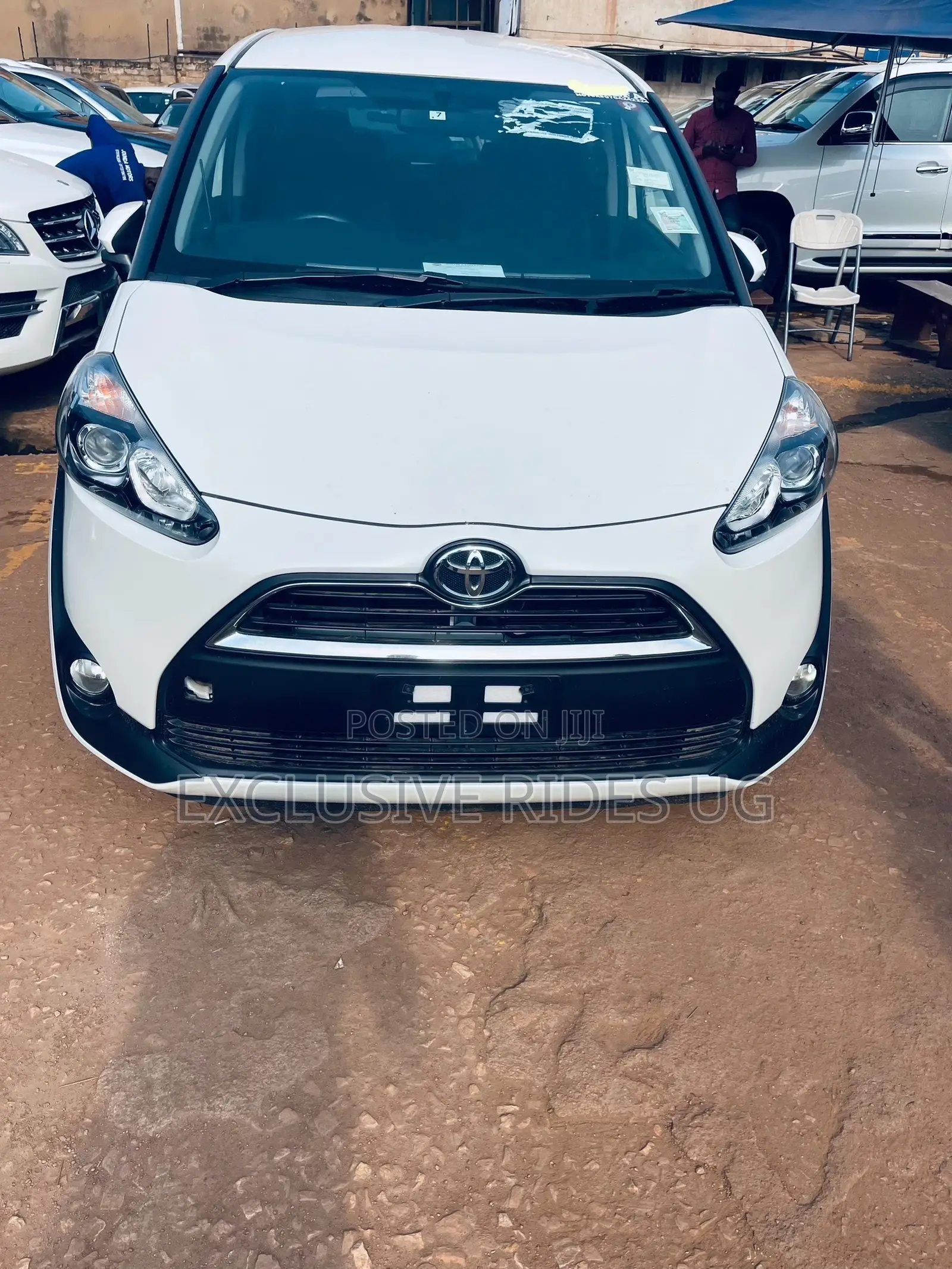 Toyota Sienta 2016 White