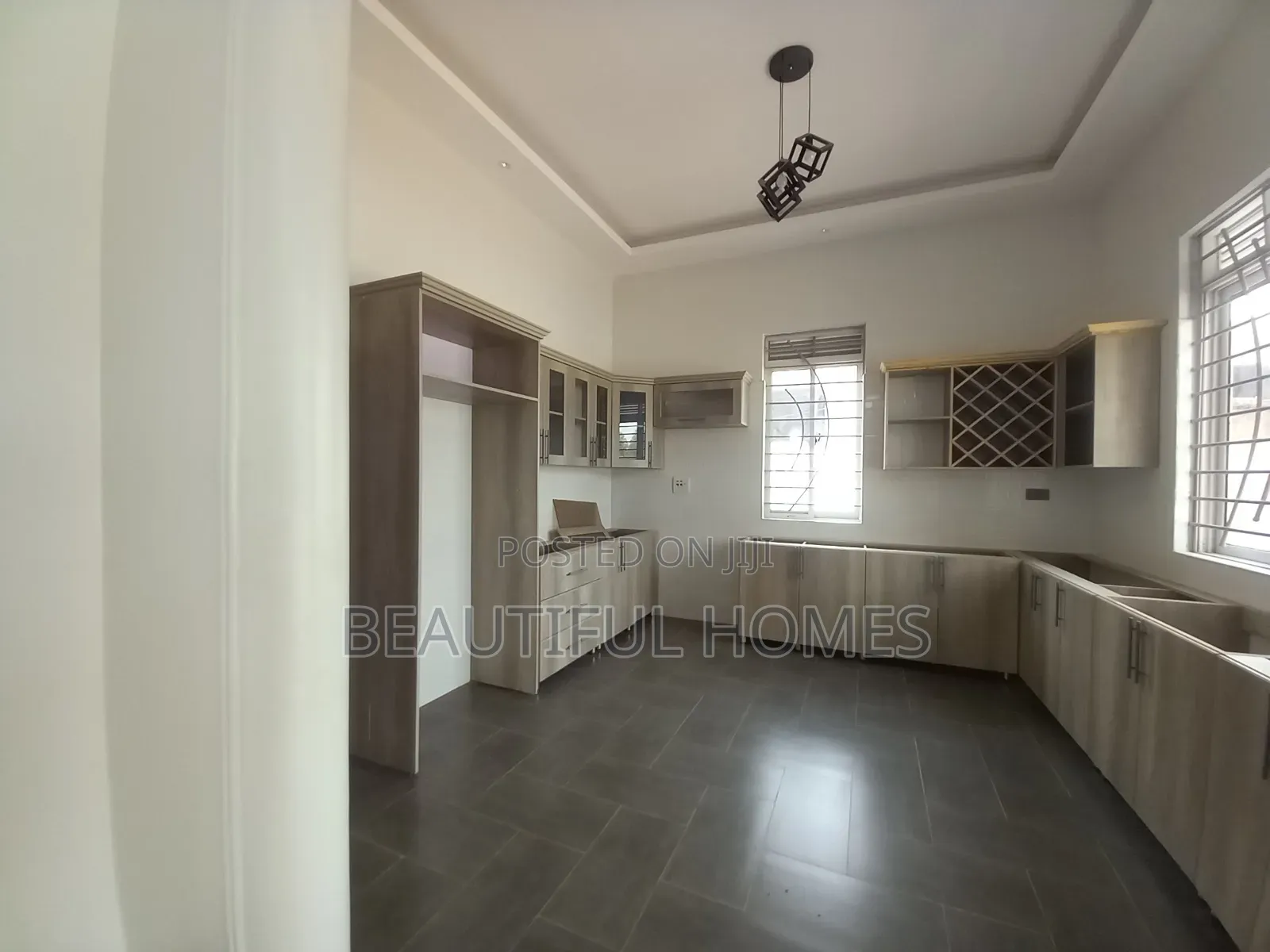 Furnished 4bdrm Bungalow in Kira for sale