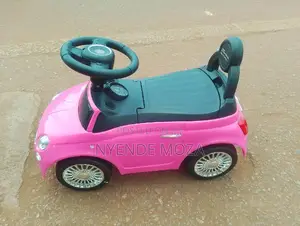 FIAT 500 Toy Car