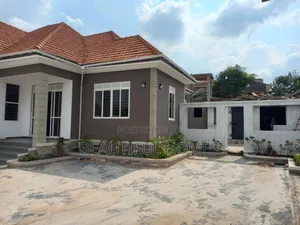 Furnished 4bdrm House in Kira for sale