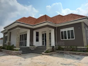 Furnished 4bdrm House in Kira for sale