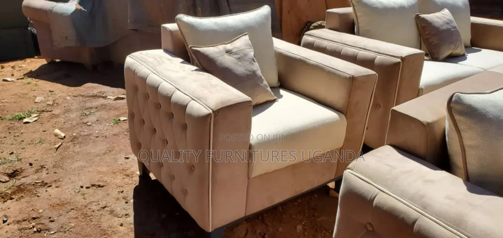 Single Sitter Chesterfield Sofa Seat on Order