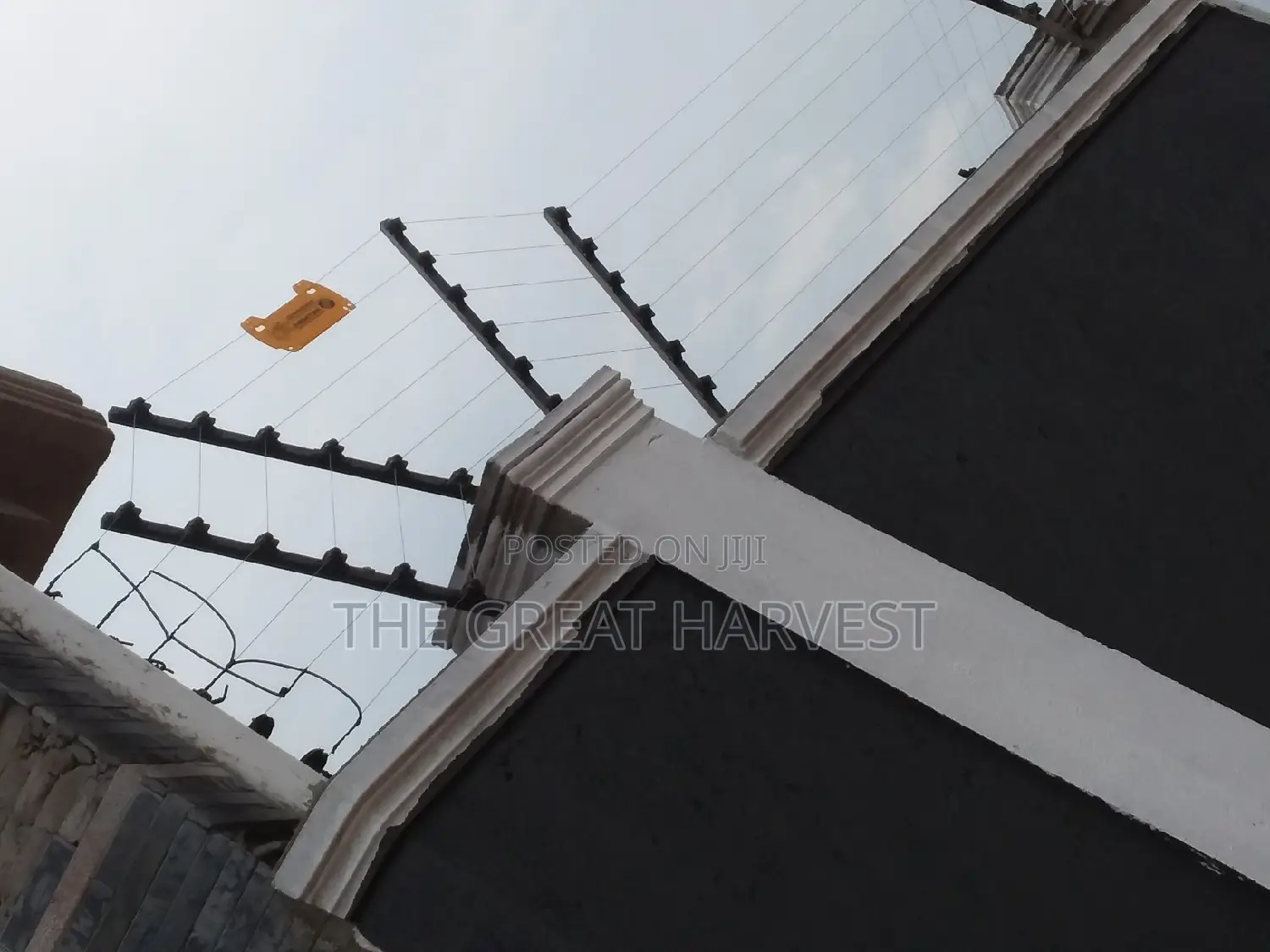 Electric Fence With Alarm System